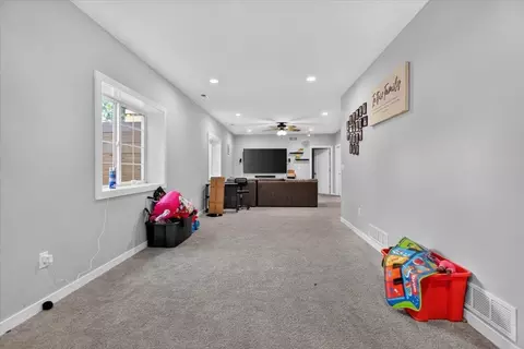 Other - 2324 Maynard Ave, Waterloo, IA 50701 photo 8 of 11