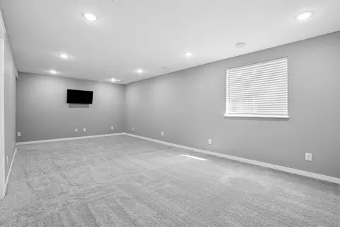 Other - 813 Grindstone Cir, Waterloo, IA 50702 photo 5 of 5
