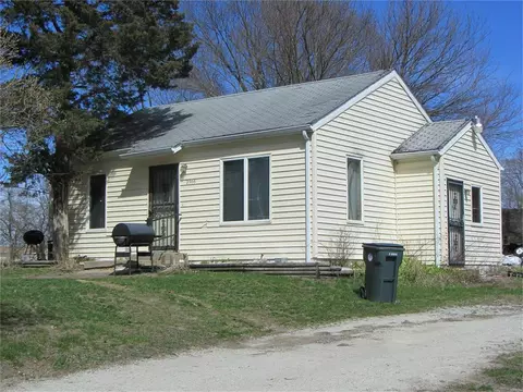 2306 Plainview St, Waterloo, IA 50707