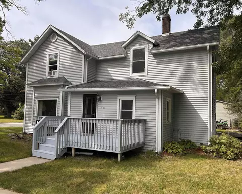 401 7th Ave, Charles City, IA 50616