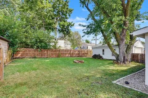 Exterior - 1740 Corning Ave, Waterloo, IA 50701 photo 9 of 9