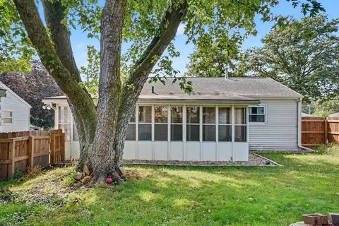 Exterior - 1740 Corning Ave, Waterloo, IA 50701 photo 7 of 9