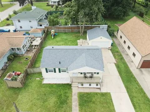 View/Area - 1746 E Mitchell Ave, Waterloo, IA 50702 photo 2 of 4