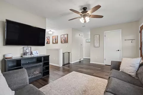 Other - 1004 David Dr, Independence, IA 50644 photo 3 of 10