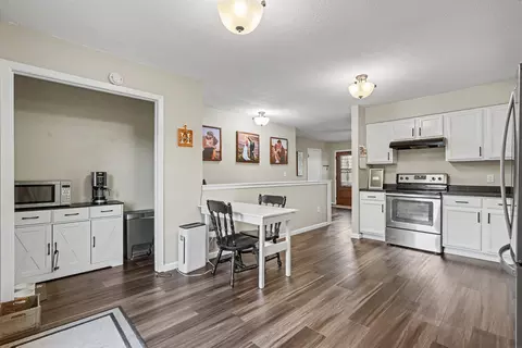 Other - 1004 David Dr, Independence, IA 50644 photo 4 of 10