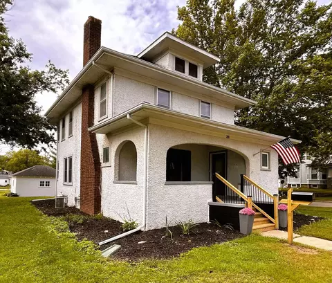 200 3rd Ave, Charles City, IA 50616