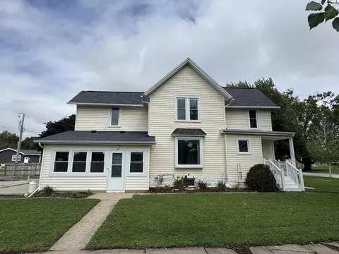 704 6th St, Allison, IA 50602