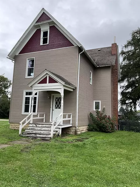 302 Water St, West Union, IA 52175