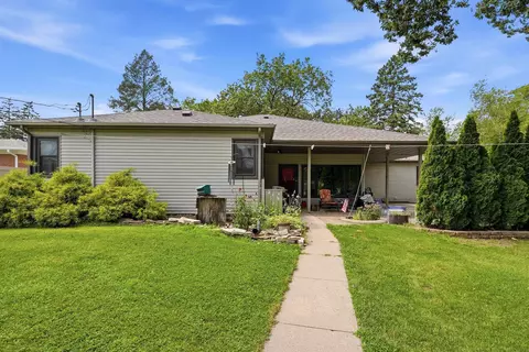 Exterior - 3306 Midway Dr, Waterloo, IA 50701 photo 6 of 6