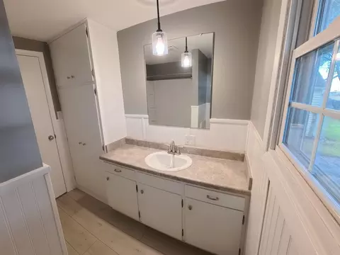 Bath - 219 Main St, Plainfield, IA 50666 photo 1 of 5