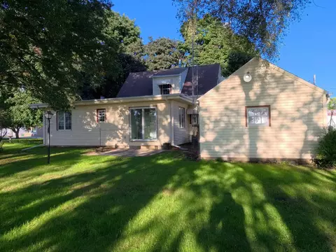 Exterior - 219 Main St, Plainfield, IA 50666 photo 10 of 11