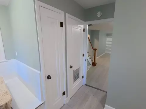 Entry Way - 219 Main St, Plainfield, IA 50666 photo 1 of 4