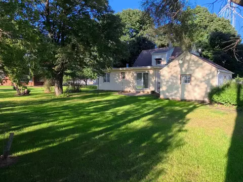 Exterior - 219 Main St, Plainfield, IA 50666 photo 9 of 11