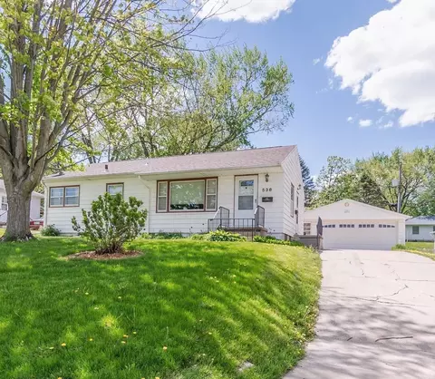 538 Ardmore St, Waterloo, IA 50701