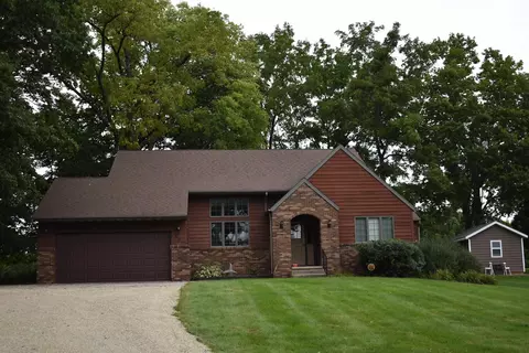 807 W First St, Saint Ansgar, IA 50472