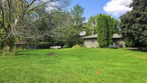 Exterior - 13726 230th St, Eldora, IA 50627 photo 4 of 5