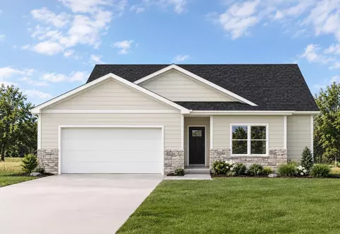 1228 Stone Ln, Waverly, IA 50677