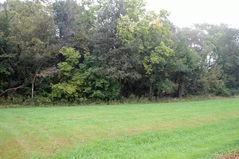128 Arrowhead Rdg, Denver, IA 50622