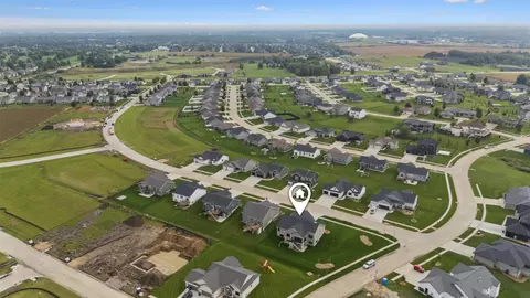 View/Area - 4610 Sonoma Dr, Cedar Falls, IA 50613 photo 3 of 5