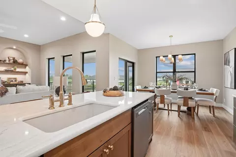 Kitchen - 4610 Sonoma Dr, Cedar Falls, IA 50613 photo 2 of 4