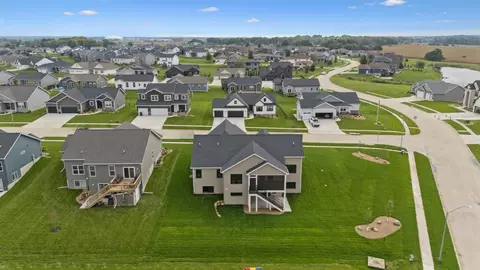 View/Area - 4610 Sonoma Dr, Cedar Falls, IA 50613 photo 2 of 5