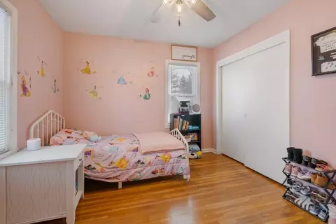 Bedroom - 1520 E Mitchell Ave, Waterloo, IA 50702 photo 2 of 7