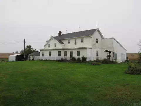 18726 170th St, Monticello, IA 52310