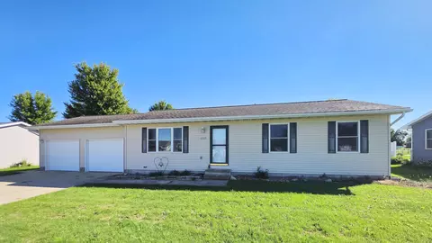 1225 1st St, Jesup, IA 50648
