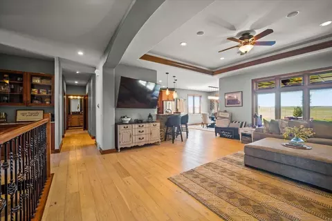 Entry Way - 402 Eagle Ct, Shellsburg, IA 52332 photo 5 of 7