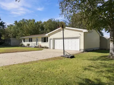 830 Main St, Janesville, IA 50647