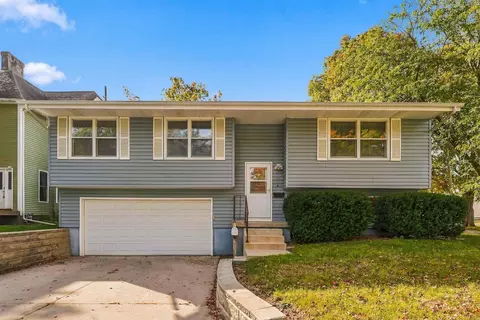 503 Tremont St, Cedar Falls, IA 50613