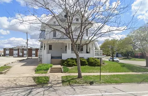 320 Clay St, Cedar Falls, IA 50613