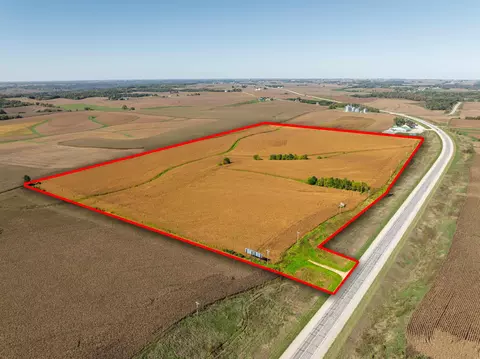 2935 Us Hwy 52, Decorah, IA 52101