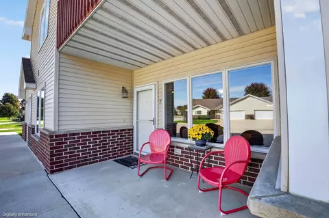 4241 Eastpark Rd #7, Cedar Falls, IA 50613
