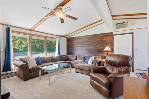 Living - 1024 Triangle Dr, Shell Rock, IA 50670 photo 2 of 3