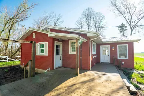 20051 O Ave, Grundy Center, IA 50638