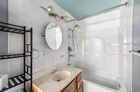 Bath - 424 E Jackson St, Shell Rock, IA 50670 photo 1 of 1