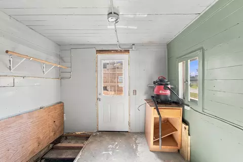 Other - 424 E Jackson St, Shell Rock, IA 50670 photo 5 of 11