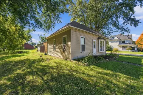 Other - 424 E Jackson St, Shell Rock, IA 50670 photo 3 of 11