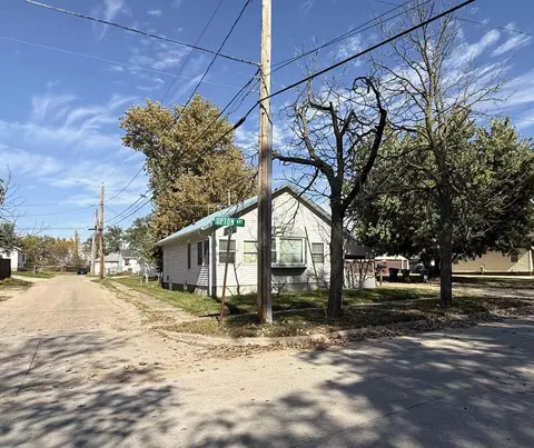 Other - 612 Upton Ave, Waterloo, IA 50701 photo 1 of 5