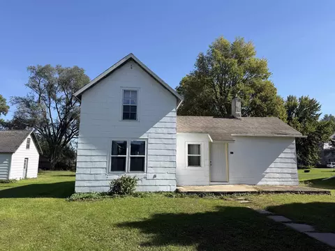 510 2nd St N, Quasqueton, IA 52326
