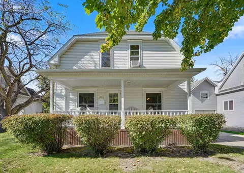 322 5th Ave SE, Oelwein, IA 50662