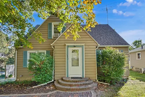 1523 Baltimore St, Waterloo, IA 50702