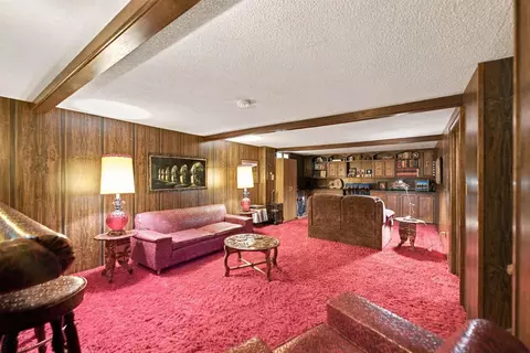 Living - 417 N Maple St, Sumner, IA 50674 photo 7 of 7