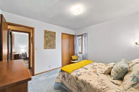 Bedroom - 417 N Maple St, Sumner, IA 50674 photo 5 of 5