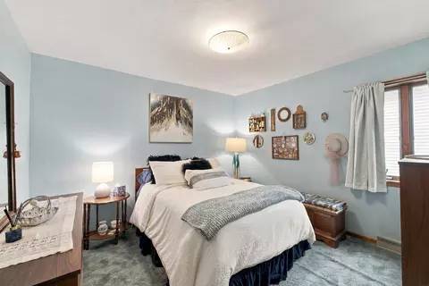 Bedroom - 417 N Maple St, Sumner, IA 50674 photo 3 of 5