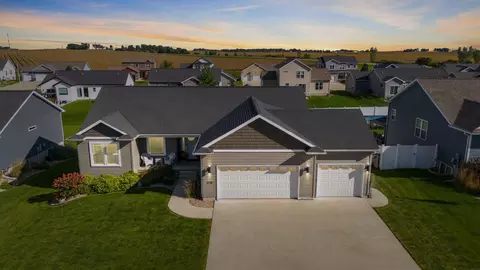 View/Area - 1719 Waxwing Way, Waterloo, IA 50701 photo 1 of 5