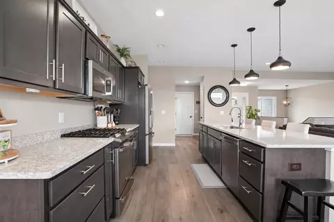 Kitchen - 1719 Waxwing Way, Waterloo, IA 50701 photo 4 of 5