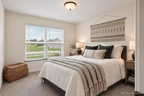 Bedroom - 1719 Waxwing Way, Waterloo, IA 50701 photo 3 of 4