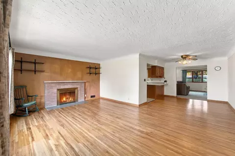 Living - 4212 Crestview Dr, Cedar Falls, IA 50613 photo 3 of 6